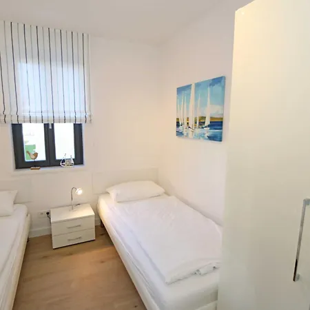 아파트 Strandvilla Andrea Whg.4 Mit Suedterrasse 바베