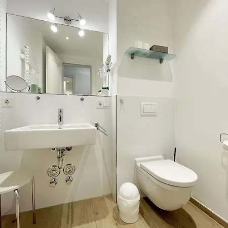 Strandvilla Andrea Whg.4 Mit Suedterrasse 바베