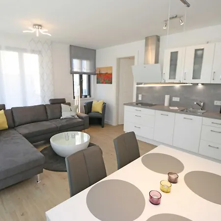Strandvilla Andrea Whg.4 Mit Suedterrasse * 바베